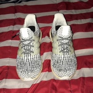 Adidas men’s ultraboost Oreo size 8